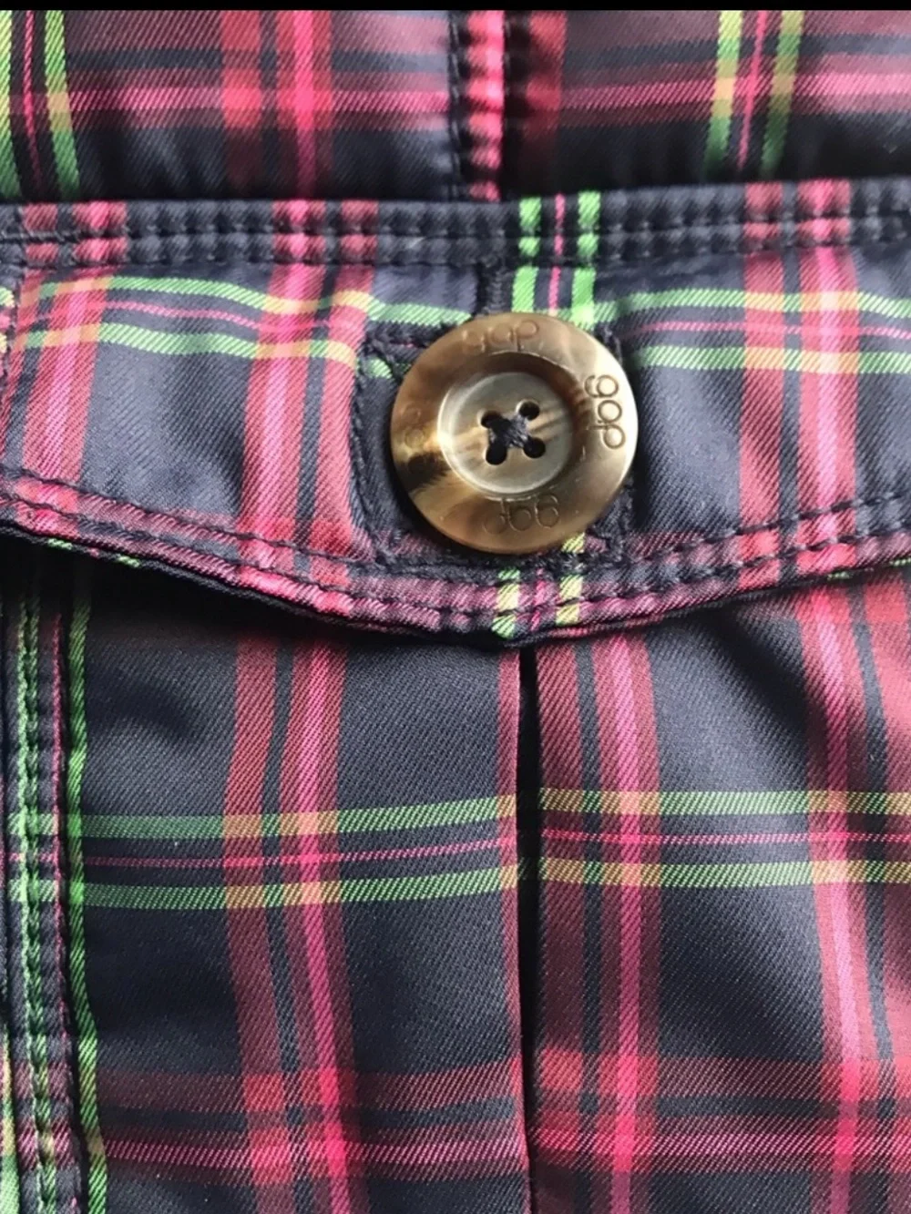GAP Plaid Puffer Vest